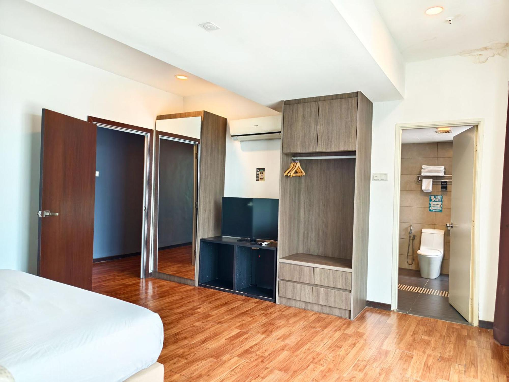 Grand Nexus 591 #freenetflix Apartment