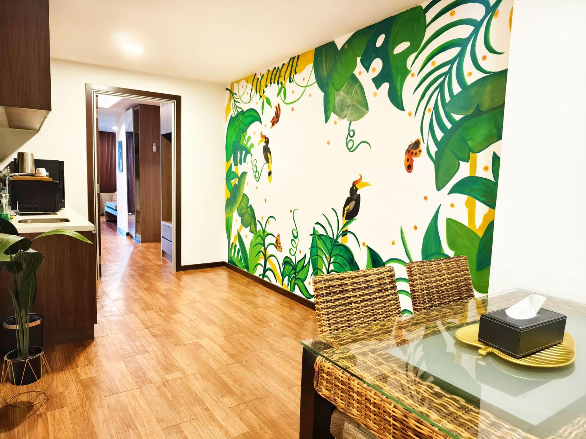 Grand Nexus 591 #freenetflix Apartment *
