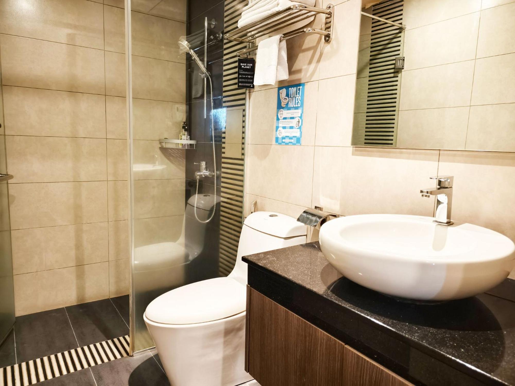 Grand Nexus 591 #freenetflix Apartment *