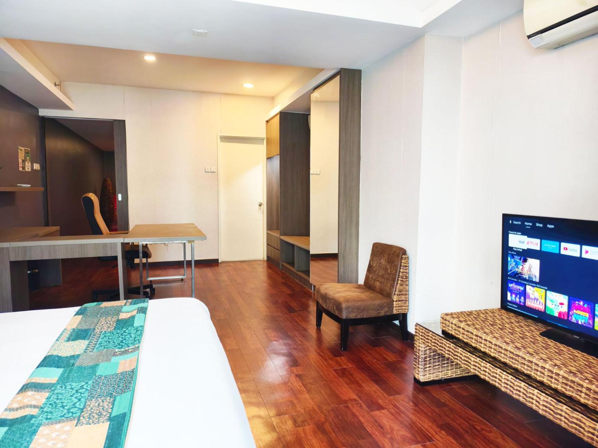 Grand Nexus 591 #freenetflix Apartment